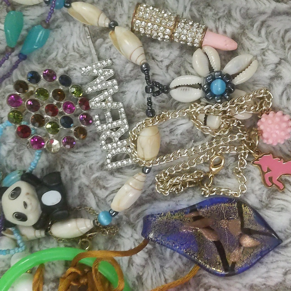 Jewelry bundle - Picture 10 of 12